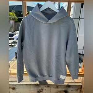 RESTORE OVERSIZED HOODIE Vuori 
Mallorca x 1